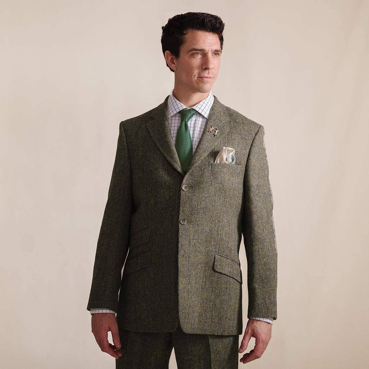 Bracken-Harris-Tweed-Suit-6.jpg