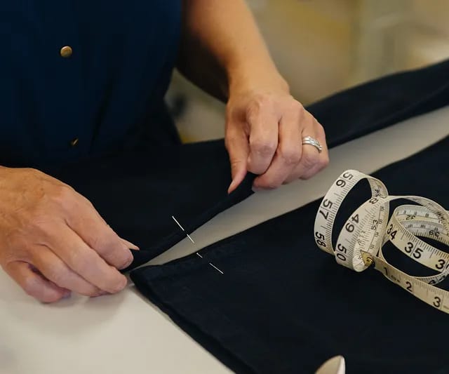 tailoring-trousers-alterations.webp
